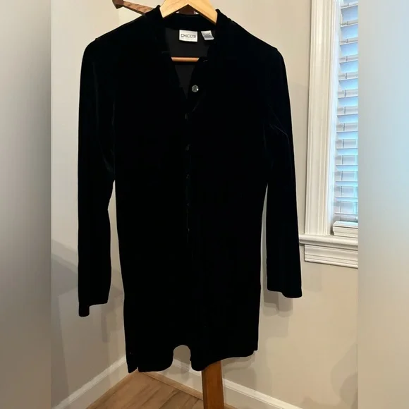 Chicos Size 0 (Small) Black Velvet Button Down Tunic Top - Picture 3 of 5